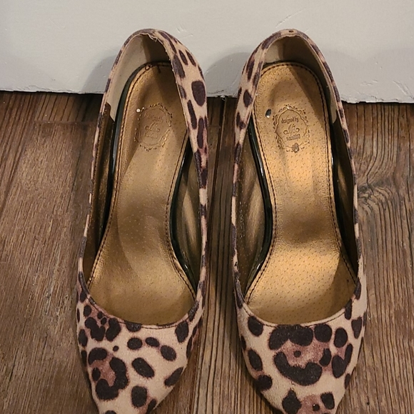 Leopard Heels - Picture 4 of 4